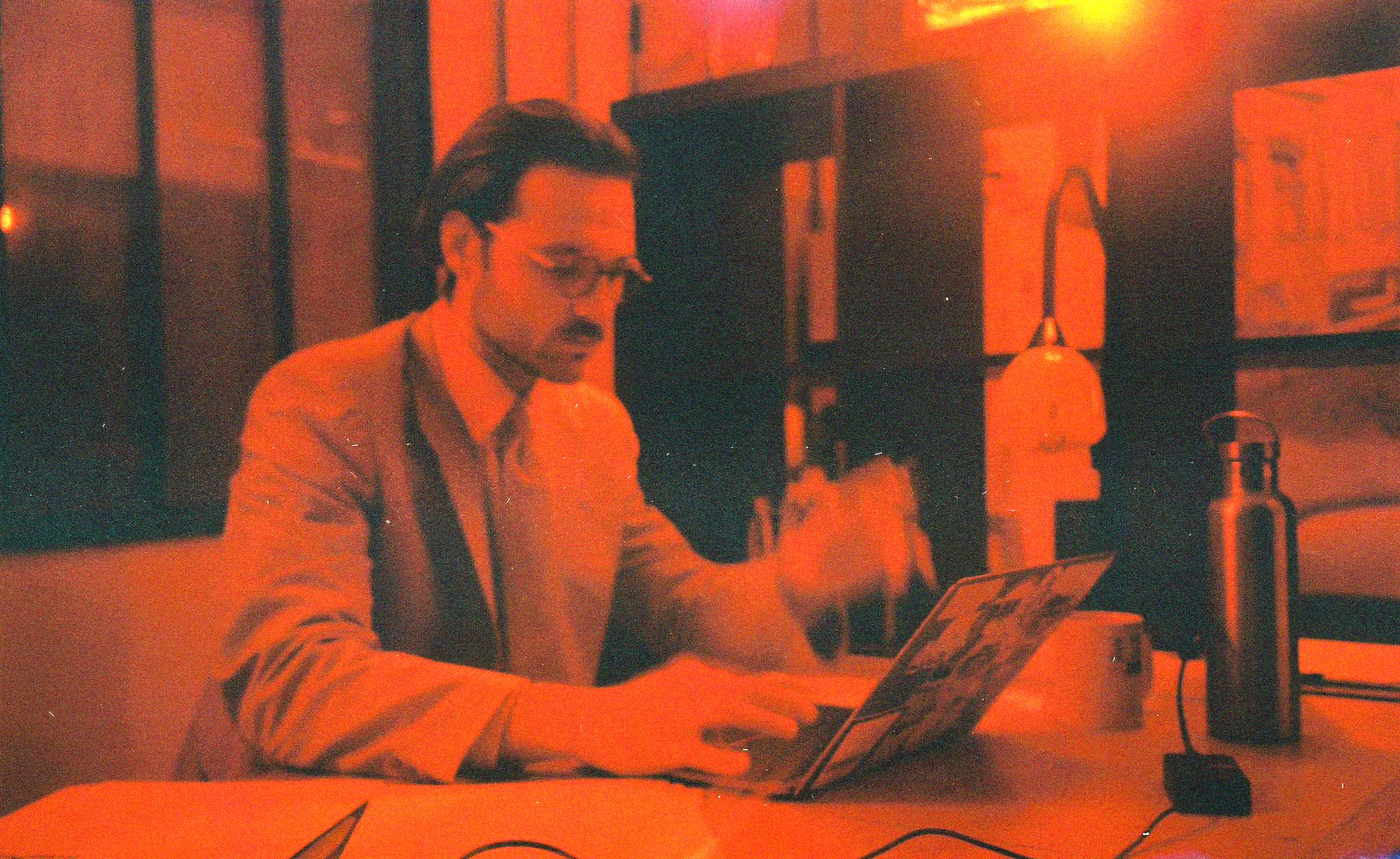 Antoine Bataille van der Elst - Plasticien & Développeur full stack - Studio Les Insouciants